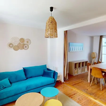 Сasa de vacaciones Magnifique Maison Avec Jardin